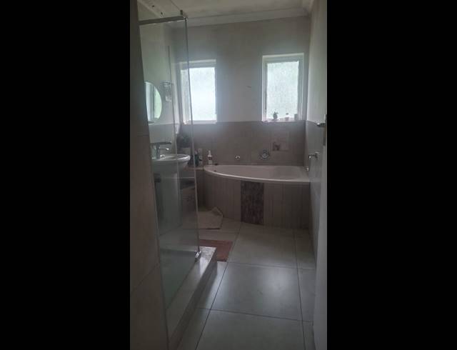 1 BEDROOM ROOM TO LET IN WESTVILLE